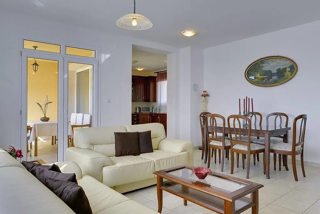 Apartment Bella Póla 0*,  Horvátország