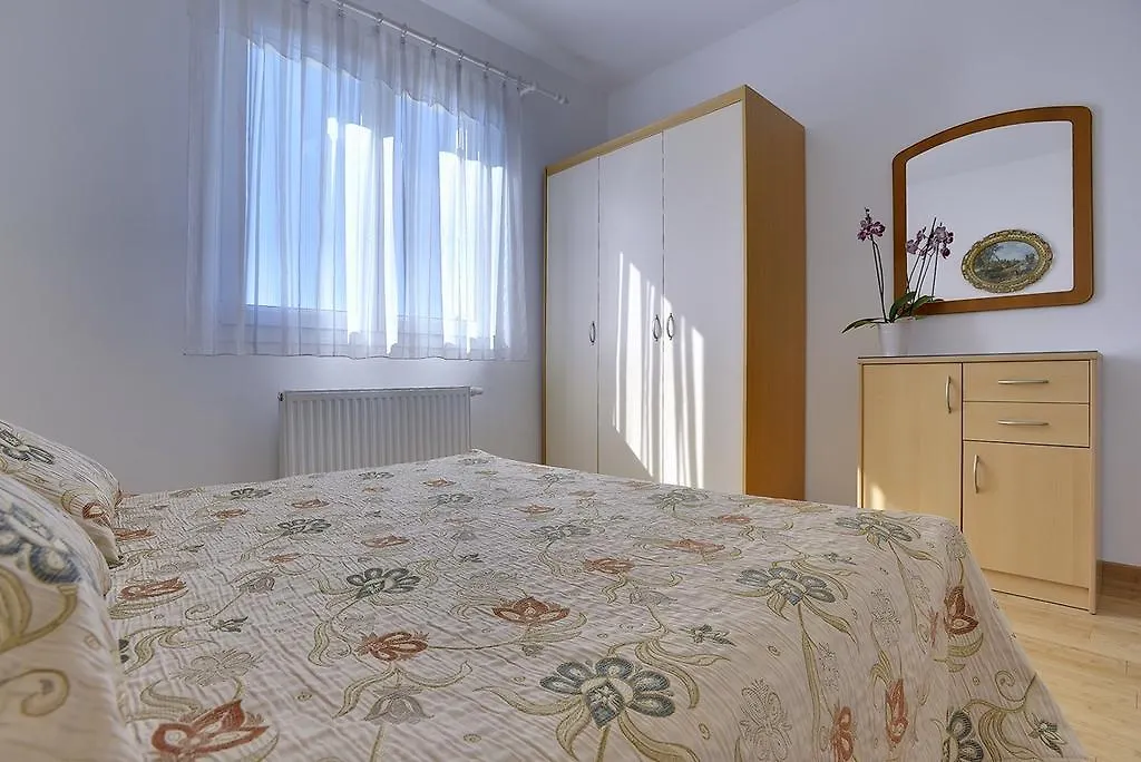 Apartment Bella Póla