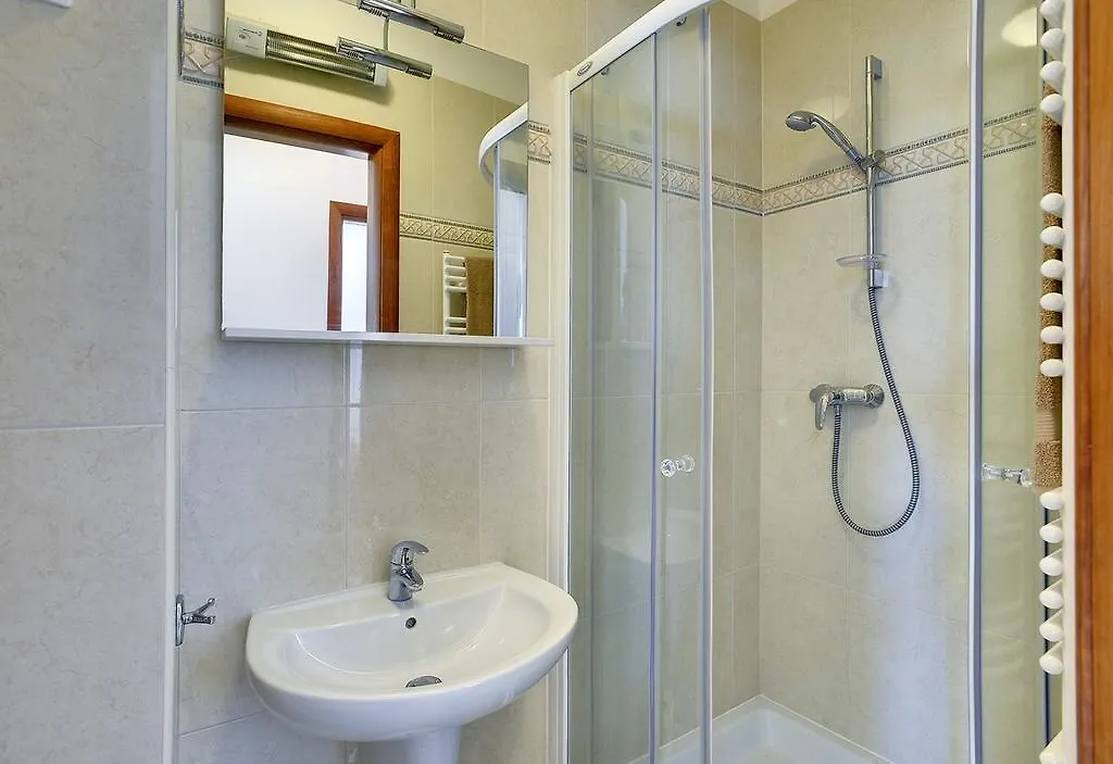 Apartment Bella Πούλα 0*,  Κροατία